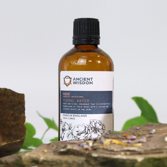 Hidrolato Natural – Bruma Botánica para la Piel y el Alma (100 ml)